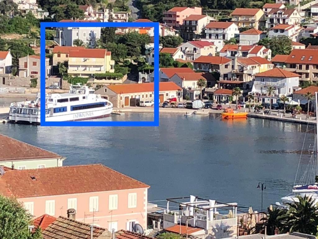 apartmani Ilda Radonić Jelsa  Esterno foto